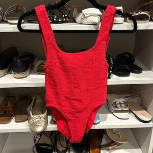 Hunza G swimsuit excellent condition